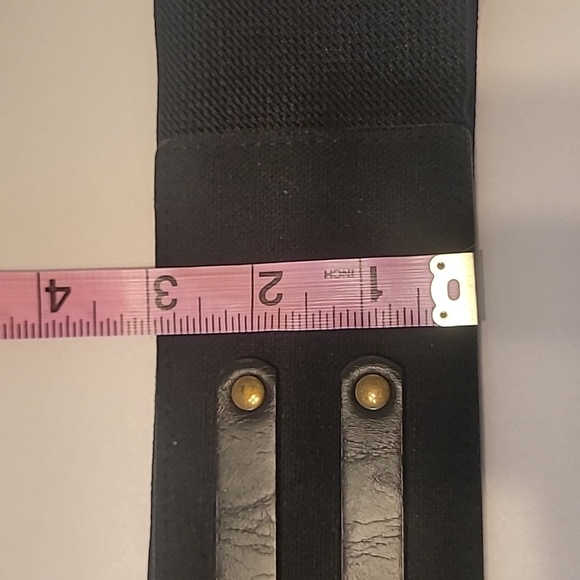 Black Leather and Stretch Waist Belt - Picture 4 of 5